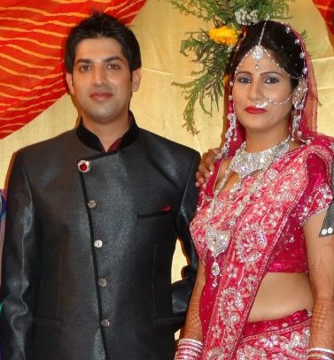 Naved Qureshi with his wife