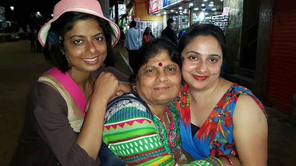 Sarika Singh with her mother