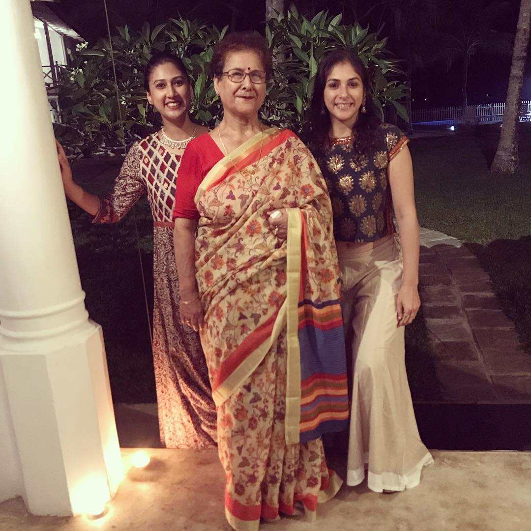 Anjilee Istwal with her sister and mother