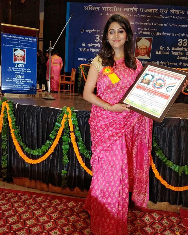 Naina Yadav with National Media Award