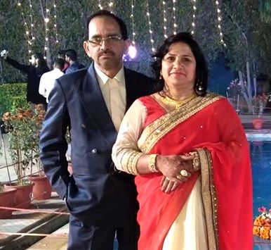 Anushka Sharma parents 