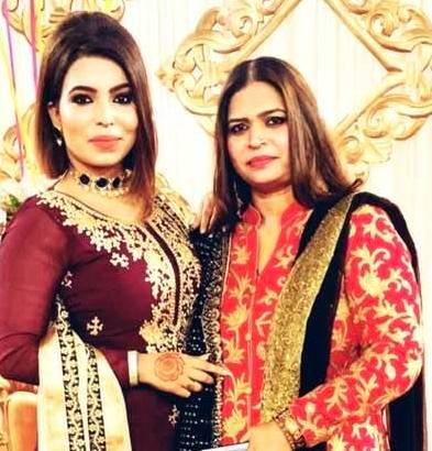 Shazia Nisar with her mother