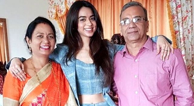 Soundarya Sharma with her parents