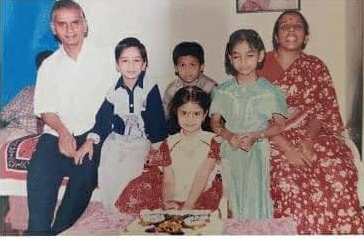 Manasa Varanasi with her family 