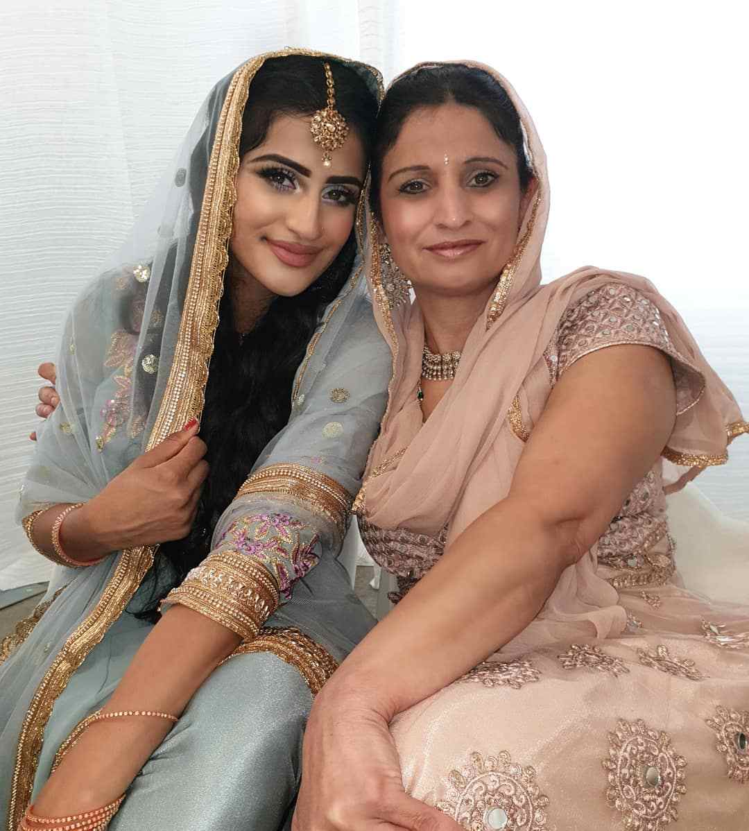 Puneet Kaur with her mother