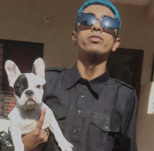 MC Stan with his pet dog 