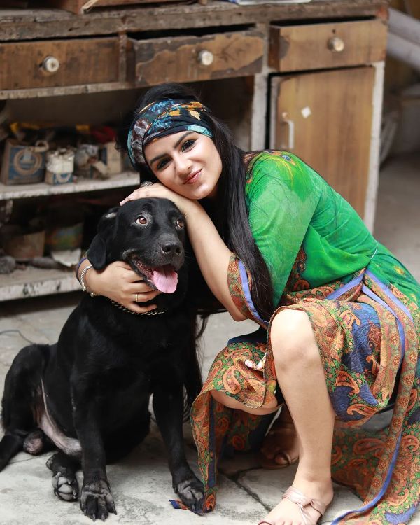 Shivika Pathak with her dog 