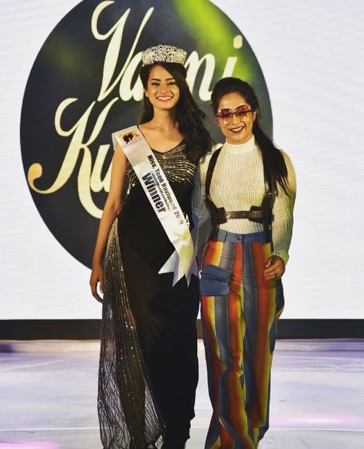 Ayesha Khan as Miss Teen Naviwood 2019