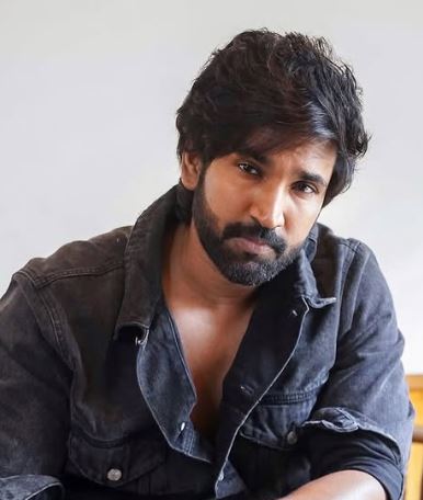 Aadhi Pinisetty
