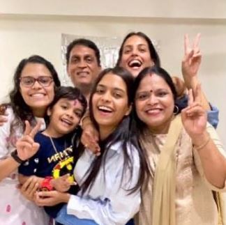 Riya Ahir with her family